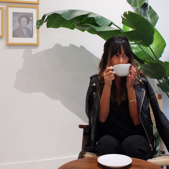 Meet your Posher, Margie Pobre Chica Rica - Picture 5 of 7